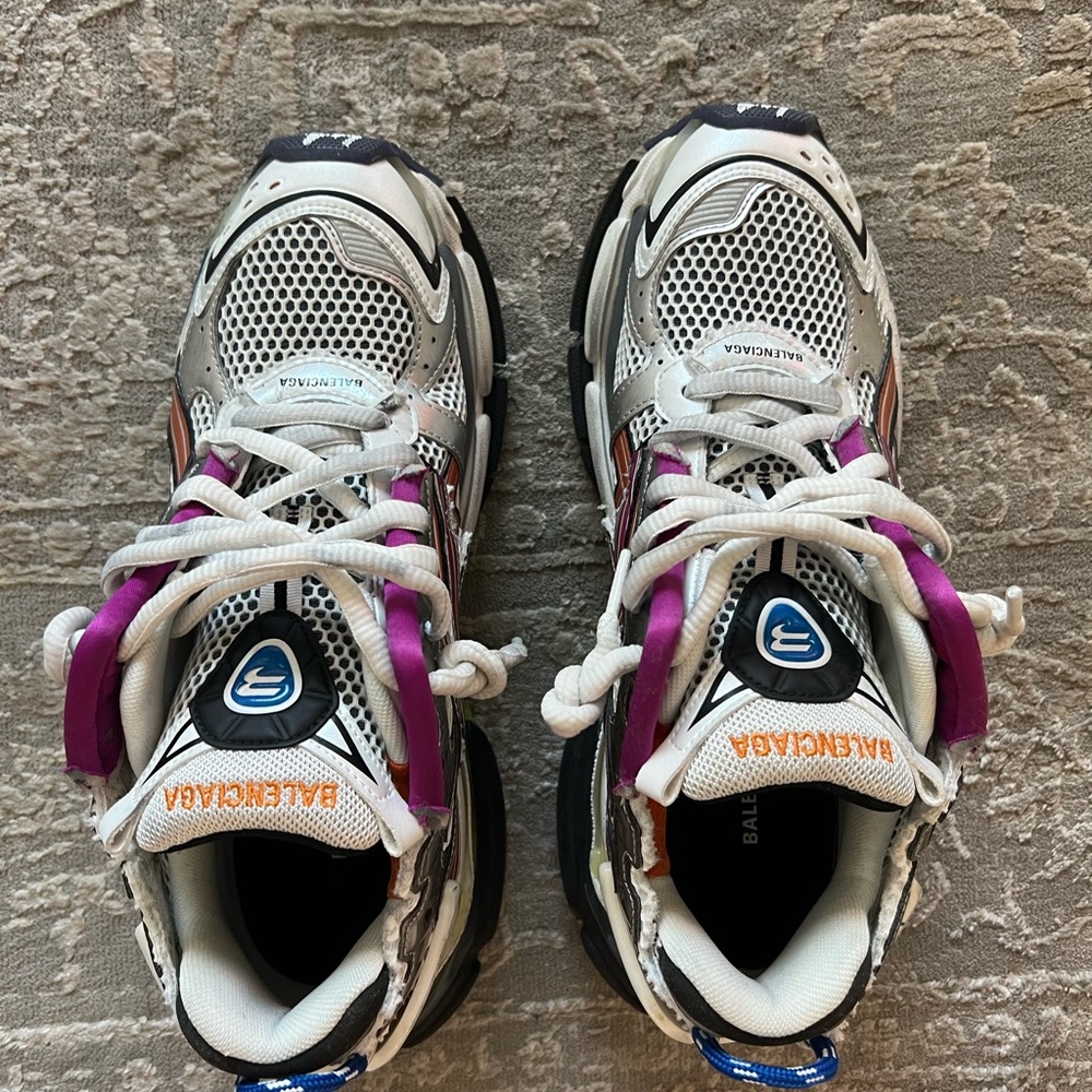 AUTHENTIC BALENCIAGA RUNNER🌈 - Picture 2 of 6